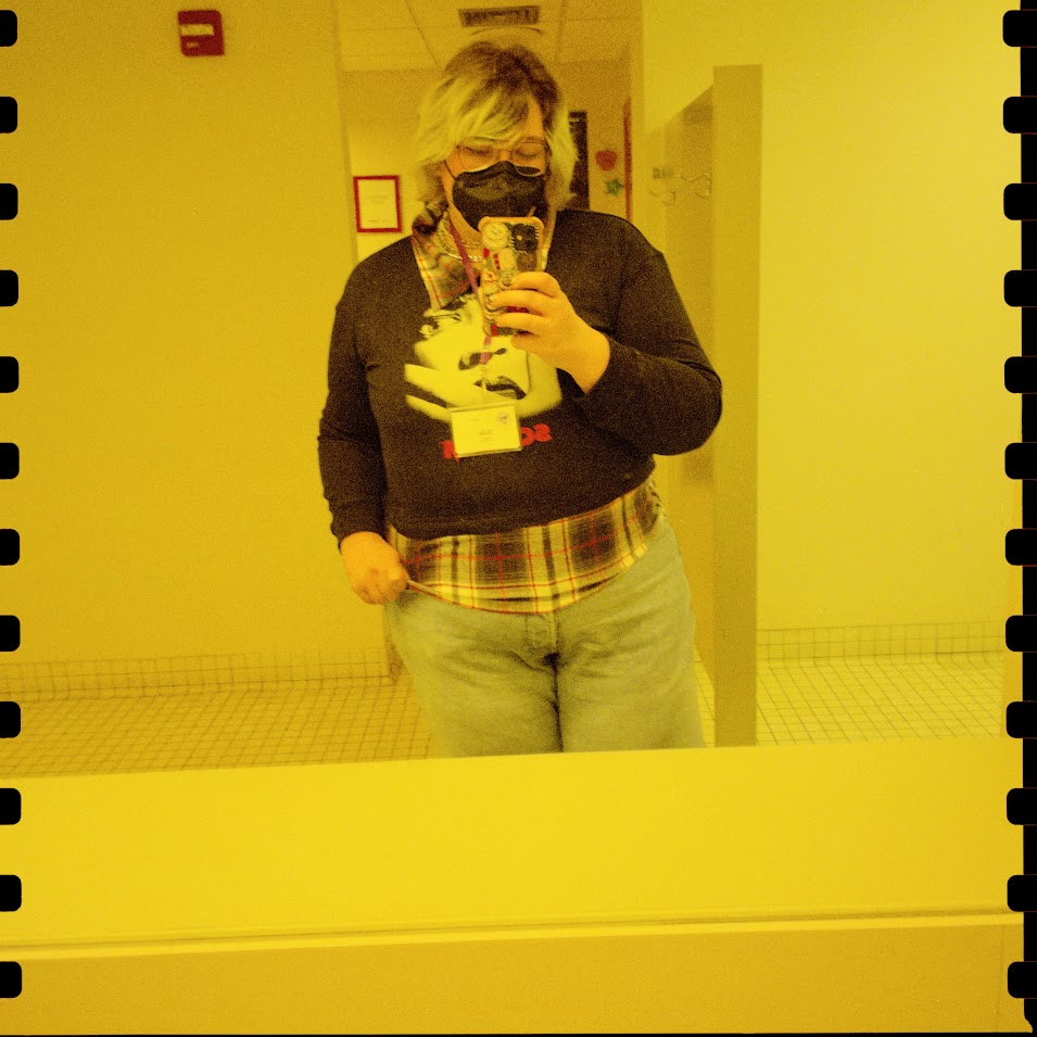 october 8, 2023: a mirror selfie of jude in a black Scream sweater.